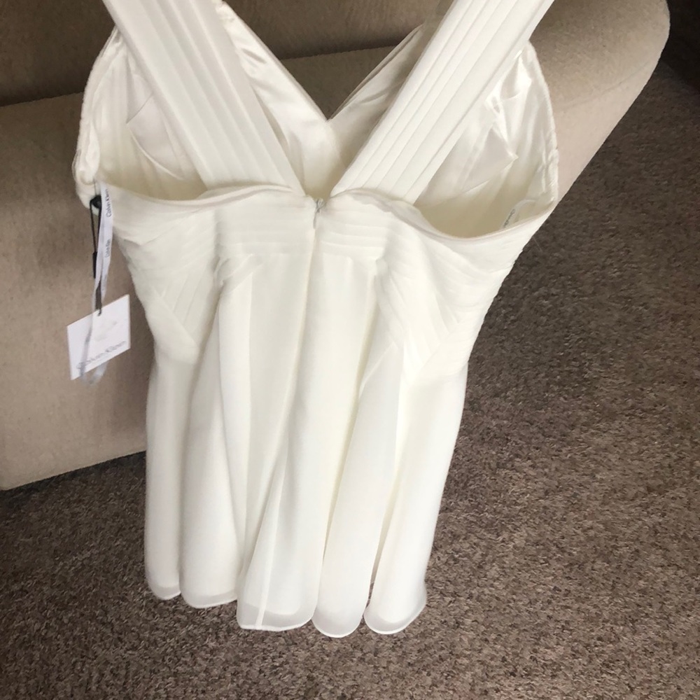 FLASH SALE! 🔥White Calvin Klein Dress Size 4 - Picture 8 of 8